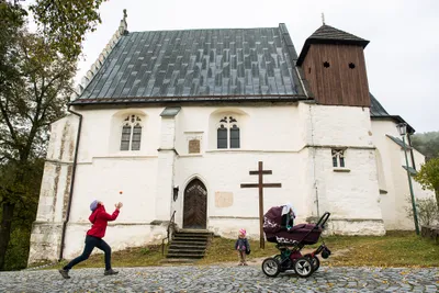 Kostelík ve Svaté Kateřině, na který jsme se chtěli podívat vždy, když jsme jeli kolem, ale nikdy na to nebyl čas