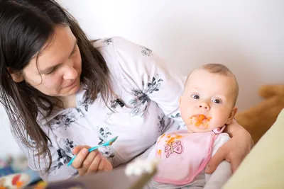 Panáčkovi mrkvička zatím moc nejede, asi by si radši dal něco ostřejšího