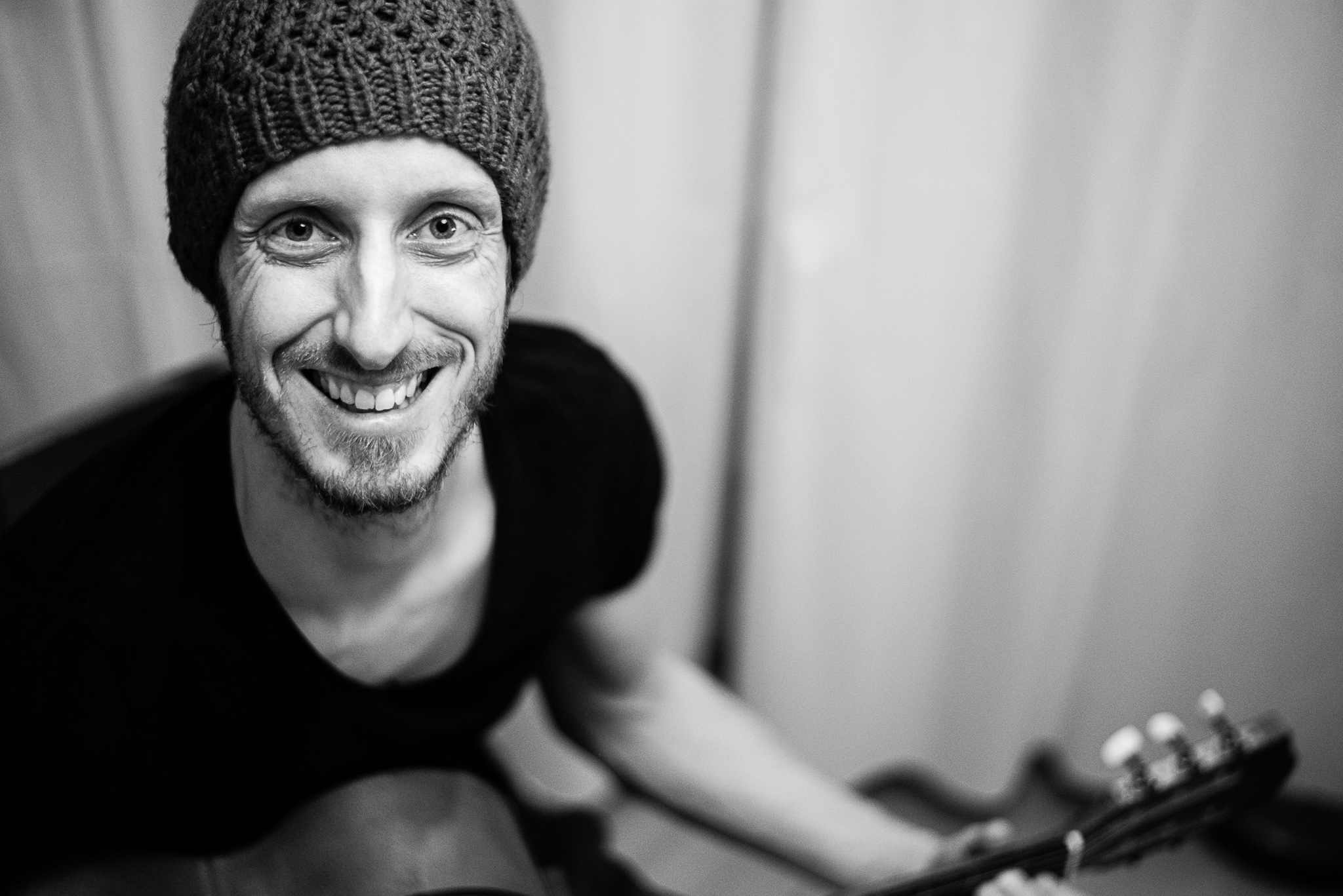Už umím 3 akordy! Znamená to, že můžu založit kultovní post-indie-neo-folkovou kapelu?