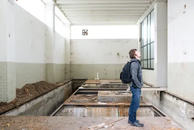 Urban explorer