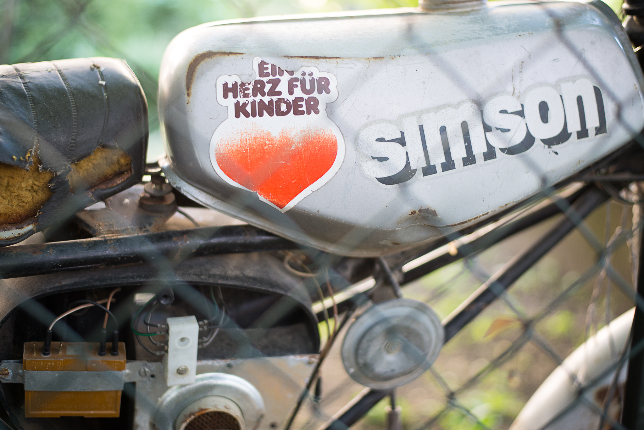 Jó, mít motorku na dvorku, to se někdo má...